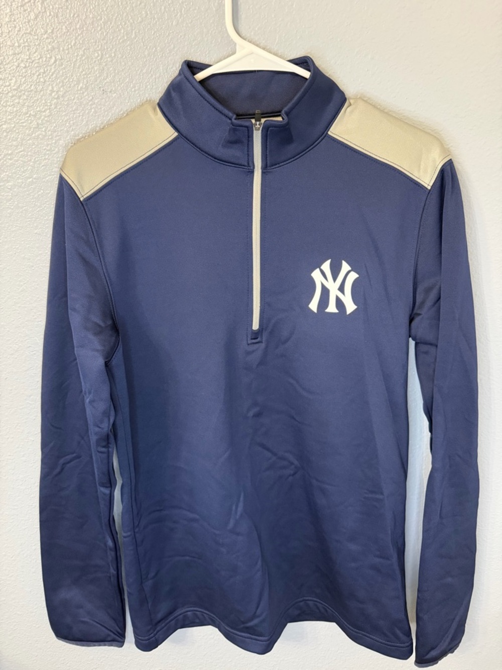 Yankees Genuine Merchandise Navy and Grey Quarter-Zip Sweater